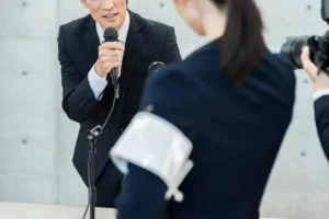 simone tukker vriend